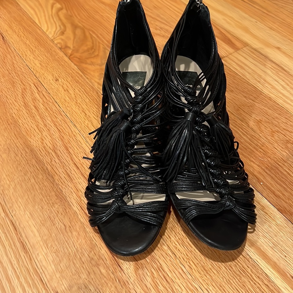 DOLCE VITA BLACK SANDALS